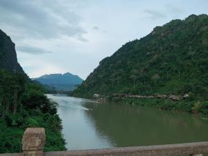 Nongkhiaw view Guest house