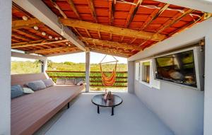 Holiday home Edi by Villas Guide