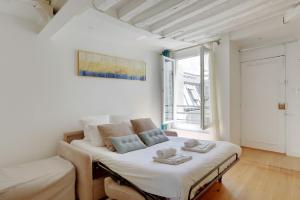 549 Suite Saint Honoré Superb Apartment in Paris