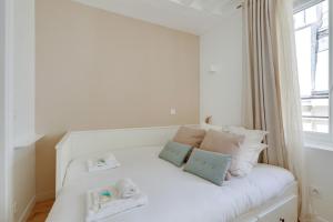 549 Suite Saint Honoré Superb Apartment in Paris