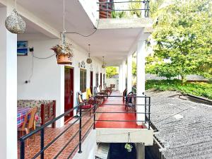 Boomerang Una With Free Scooter Bike