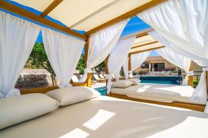 Perfect Villa for Relaxation Located Near the Legendary City of Dubrovnik