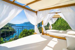 Perfect Villa for Relaxation Located Near the Legendary City of Dubrovnik