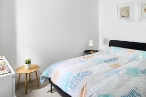 Stylish and Modern City Centre Apartment