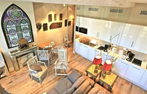 Fantastic View On Notre Dame Abelard