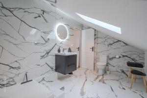 A Home Designed Especially for Groups