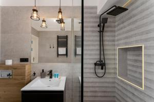 Kraków Grzegórzki Deluxe Studio by BookingHost