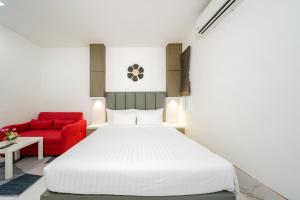 Lark Pool Villa Aonang Krabi