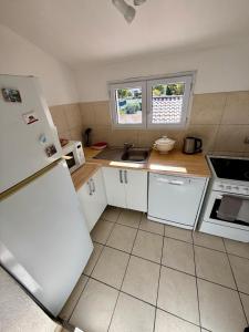 T3 haut de villa avec terrasse à Roquefort-la-Bédoule proche Cassis