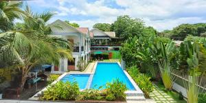 Duran Pool & Guesthouse