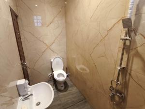 villa sentul city sewa harian kolam renang & rooftop