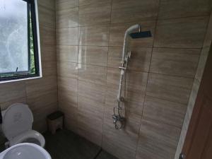 villa sentul city sewa harian kolam renang & rooftop