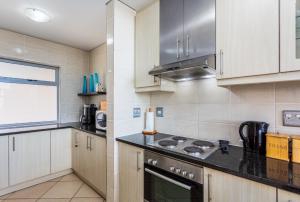 Seaside Village C22 by CTHA