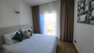 Spacious Triplex in Harhoura