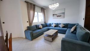 Spacious Triplex in Harhoura