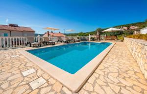 Cozy Apartment In Rabac With Wifi