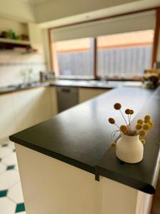 Holyhead Beach Retreat