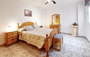 2 Bedroom Lovely Apartment In Vinaroz