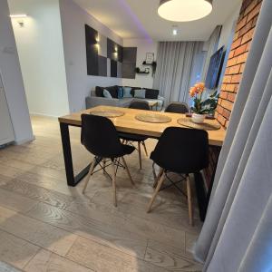 APATRAMET Królowej Jadwigi 12A