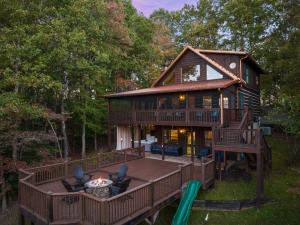 Mountain Cabin Escape Views Games & Relaxation