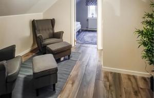 5 Bedroom Awesome Home In Kopparberg