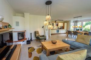 Reethaus StrandZeit in Lobbe - Haushälfte 1