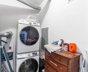 Charming Retreat in Trendy NoLibs