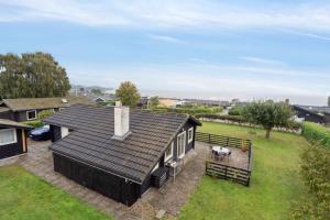 Holiday Home In Horne With Sea View