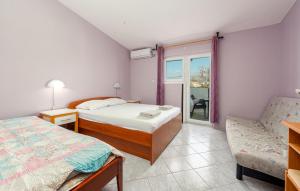 Cozy Apartment In Pag With Wifi