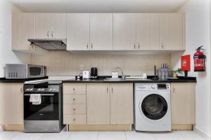 Splendid Studio near Canal & famous Golf Clubs