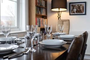 Host & Stay - Preston Park Apartment