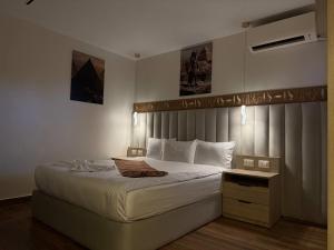 Nefertiti Royal Hotel