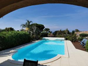 Villa avec piscine à quelques minutes de la mer