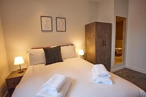 The Rose Quartz Suite