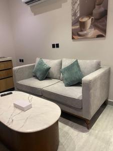 شقق امار للشقق المخدومة حي الازدهار