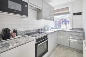 Host & Stay -The Captains Loft