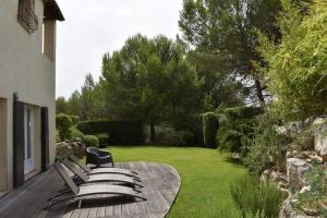 Maison Marie Provençal Elegance on the Pont Royal Golf Course