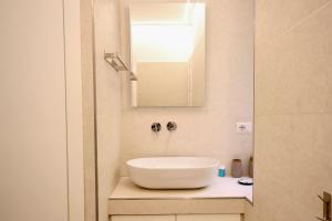 HC - Live Doria Luxury Apt by the Vatican