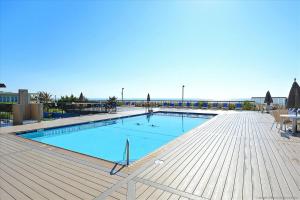 Fountainhead Towers 1110