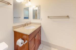 Fountainhead Towers 1110