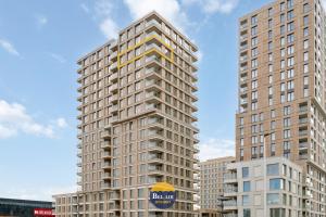 Exclusive two-bedroom apartment with panoramic sea and city views T153