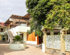 The Garden of Eden Retreat