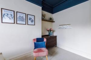 Rufloreo Flats, 2 beds, central