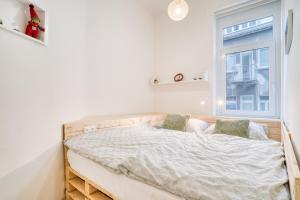 Charming Downtown Apartment