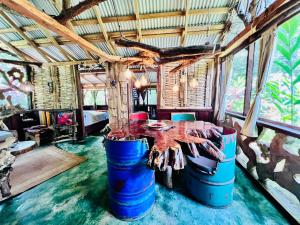 Fairytale Jungle Cottage by the Sea, Bocas