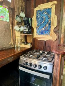 Fairytale Jungle Cottage by the Sea, Bocas