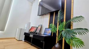 家主居住型ゲストハウス龍の椅子-宿と空港送迎と滞在中の運転と撮影係付き