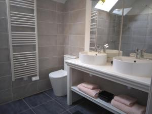 Gite troglodyte LA ROCHE DETIAU en Anjou