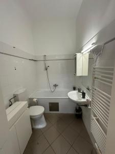 Stylish shared Apt for Longstays Margareten, Up to 5P