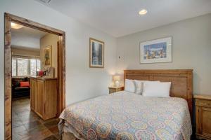 Park Meadows 5D by Ski Country Resorts